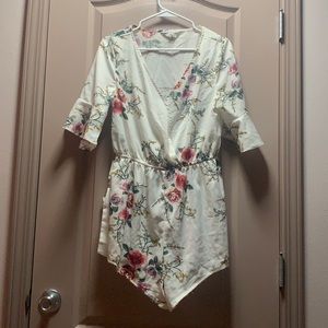 PatPat White floral romper